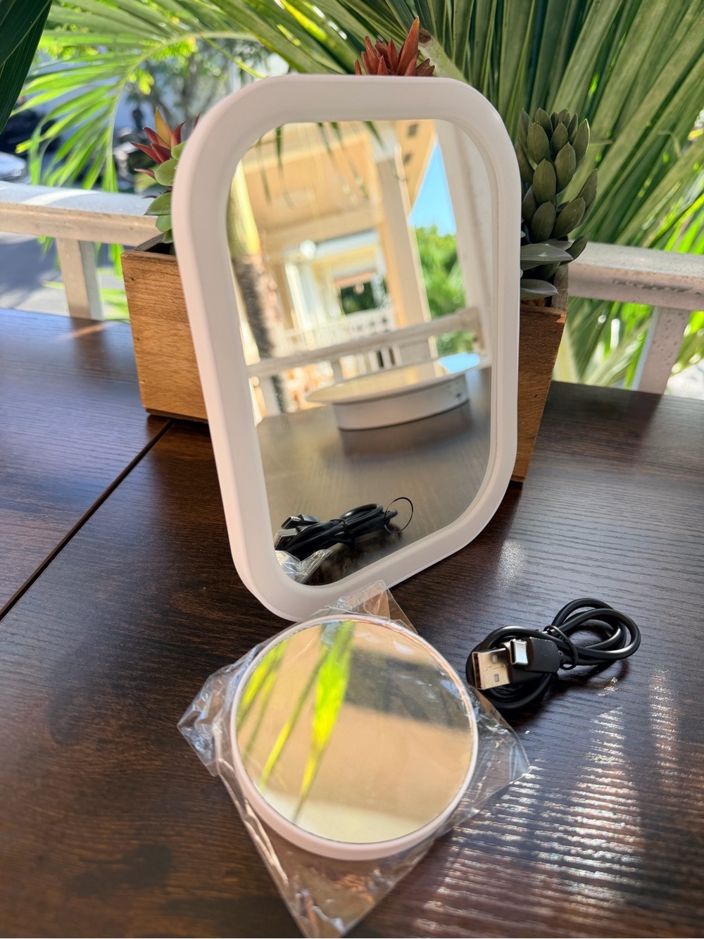 Rechargeable LED Makeup Mirror with 5X Magnification